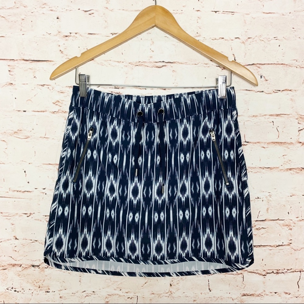 Athleta Reflection Stretch In Skort Navy Ikat Size XS - Picture 2 of 8